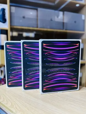 New Apple iPad Pro 12.9 (2022) 256 GB Gray