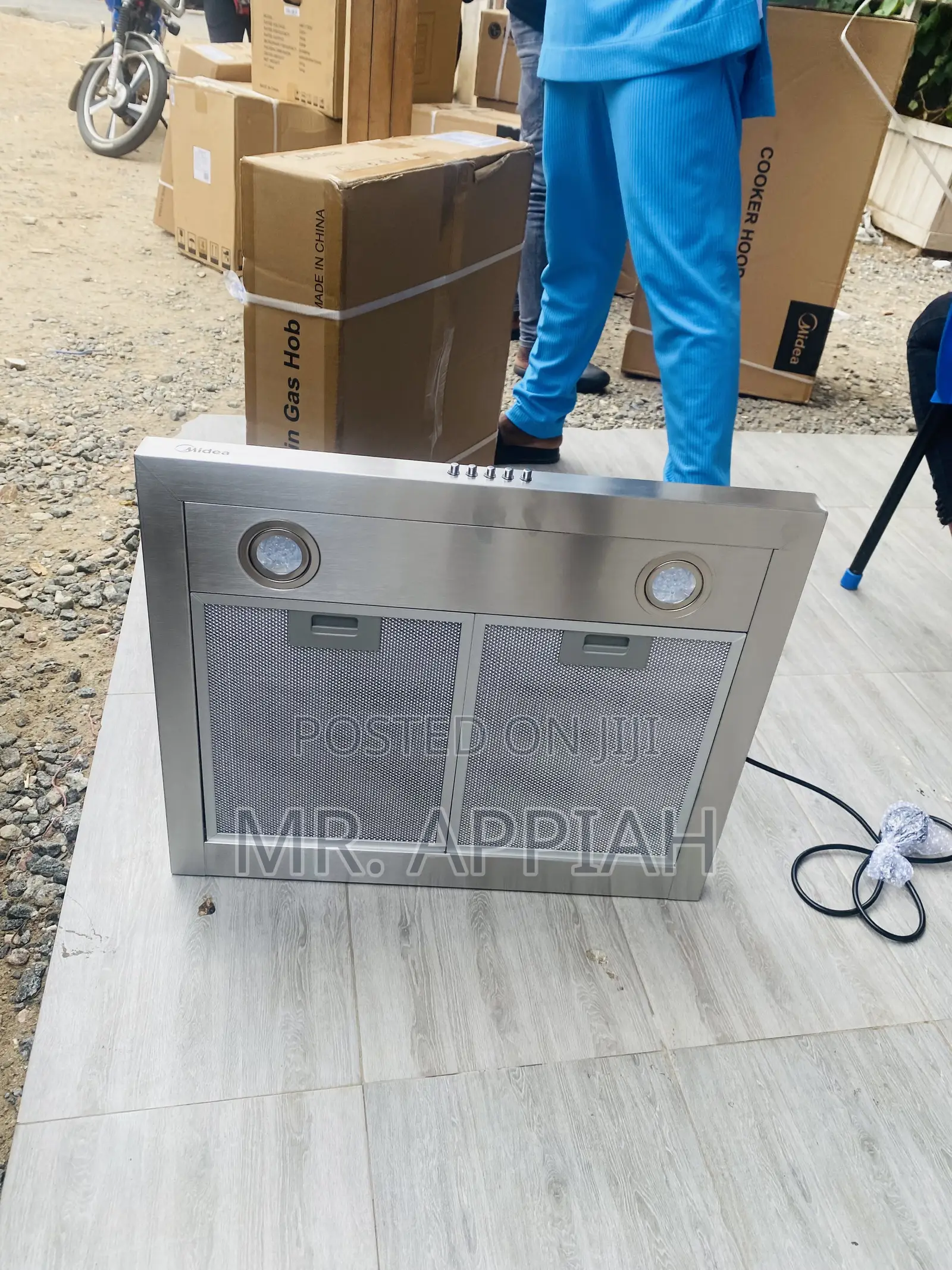 Sealed in Box Midea 60cm T-Shape Electric Ranghood (60M21)
