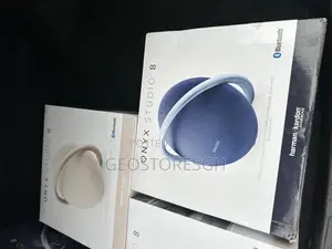 Harman Kardon Onyx Studio 8