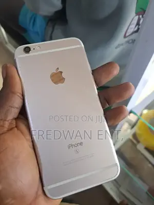 Apple iPhone 6s 32 GB Gold