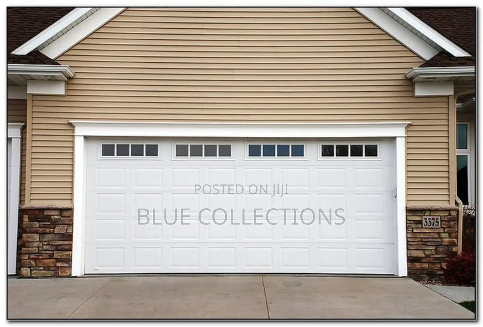 16×8 Garage Door With Fanlight
