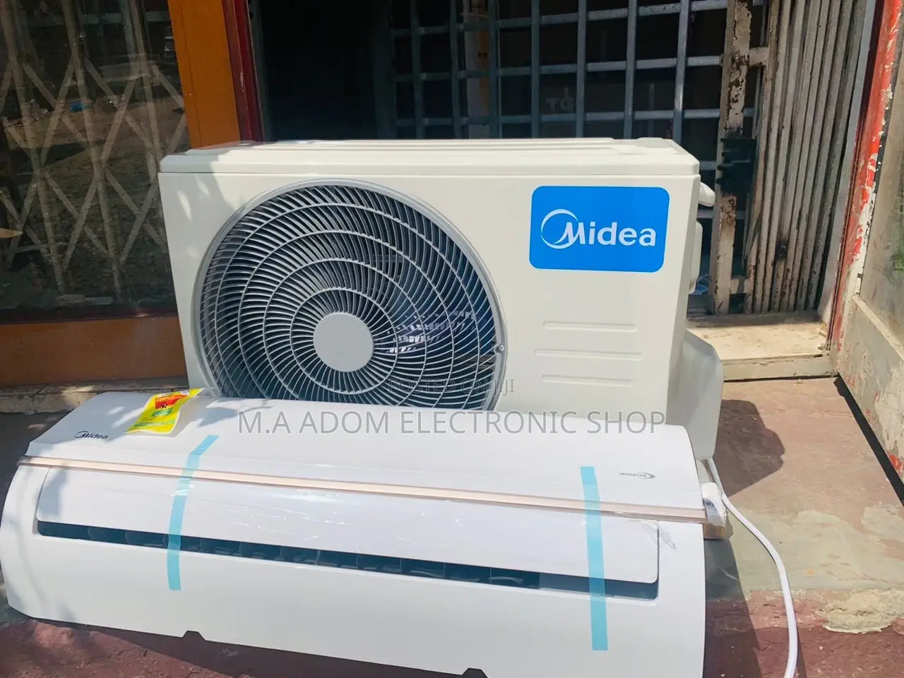 Fabulous Midea 2.0hp Split Type R410 Air Conditioner.