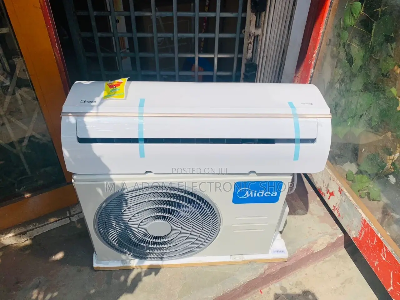Split Type Midea 2.0hp Inverter Air Conditioner(White).