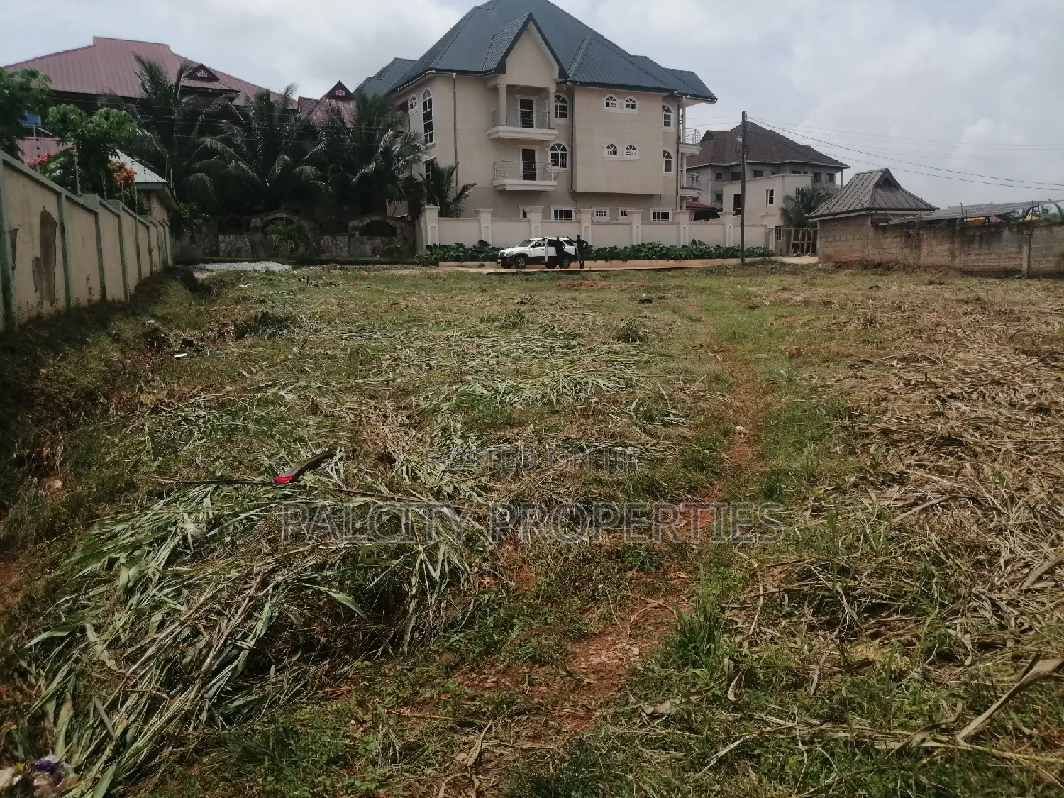 Land for Sale in Santasi A1 Area