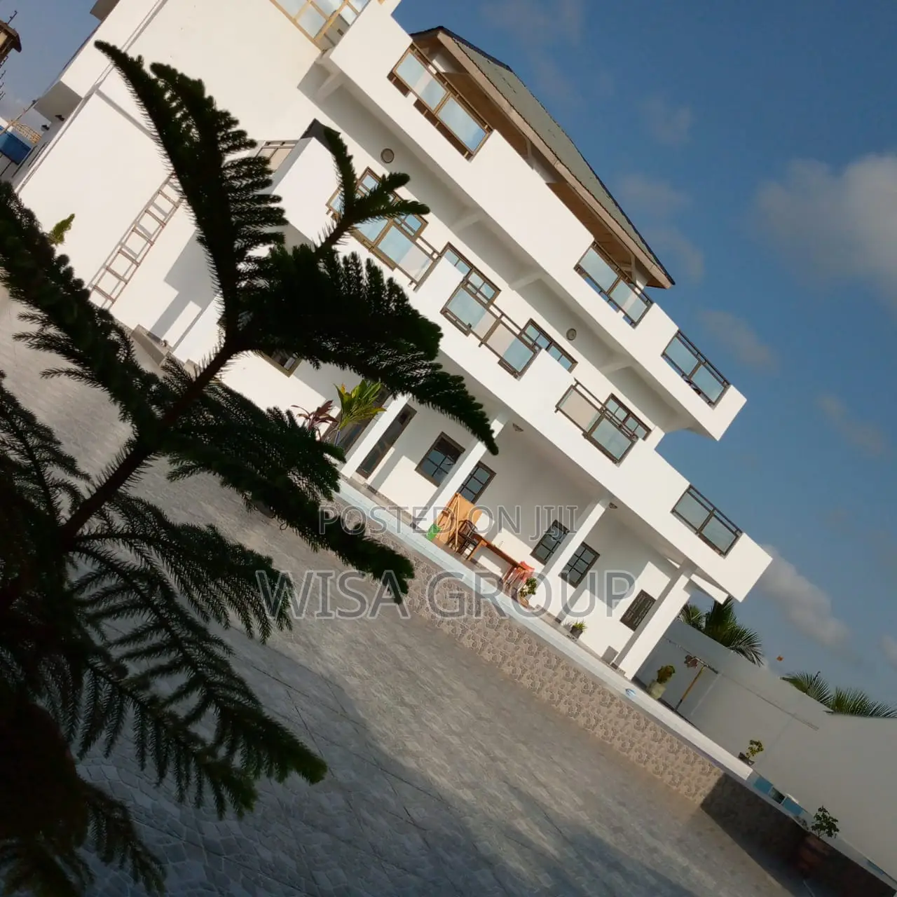 4bdrm Mansion in Wisa Groups, Accra Metropolitan for sale