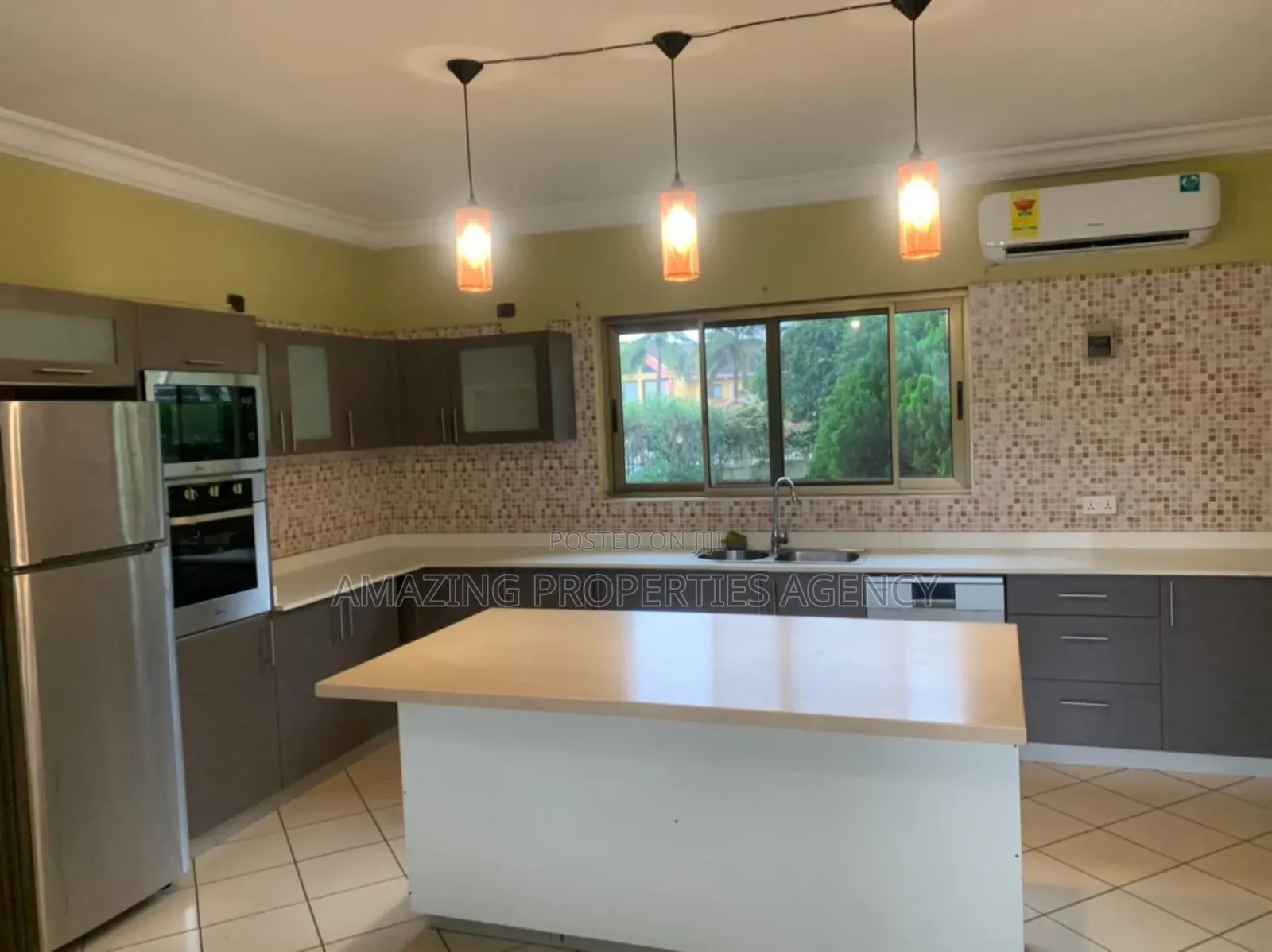 5bdrm House in Adjiriganor for rent