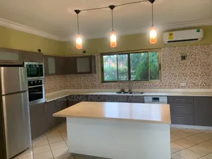 5bdrm House in Adjiriganor for rent