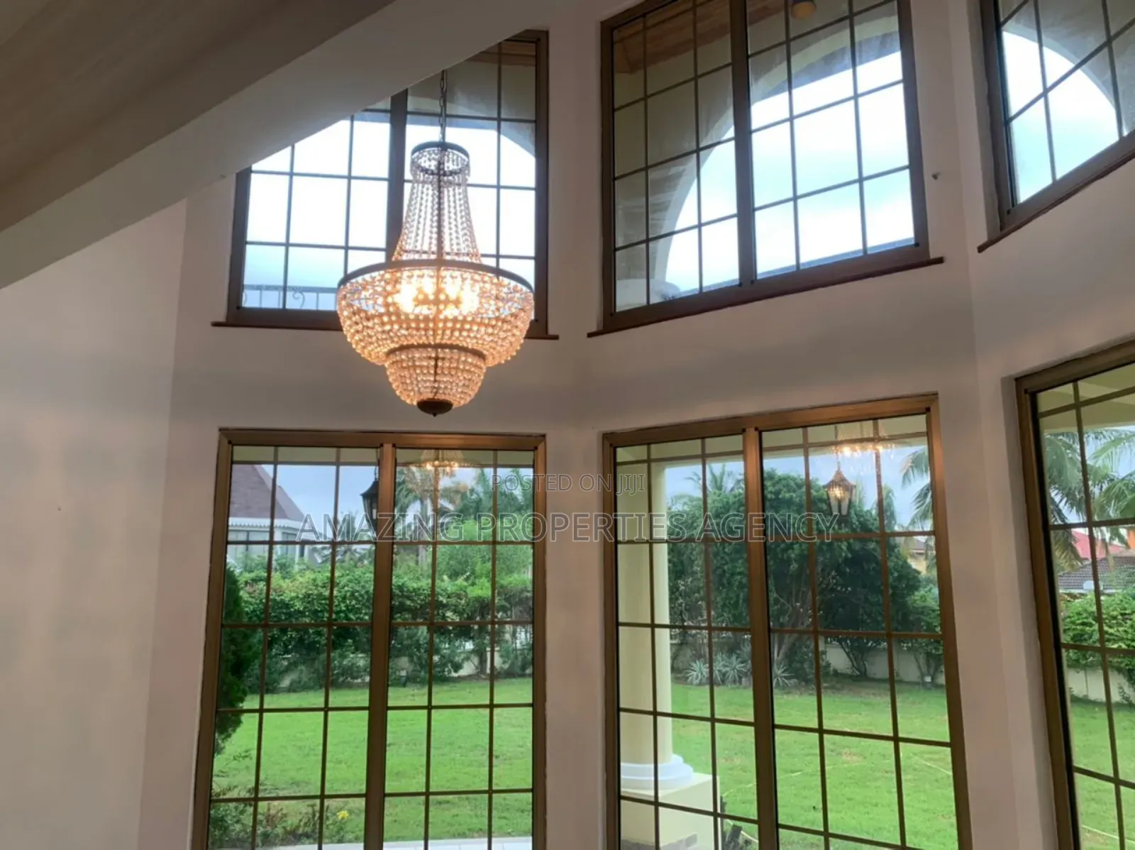 5bdrm House in Adjiriganor for rent