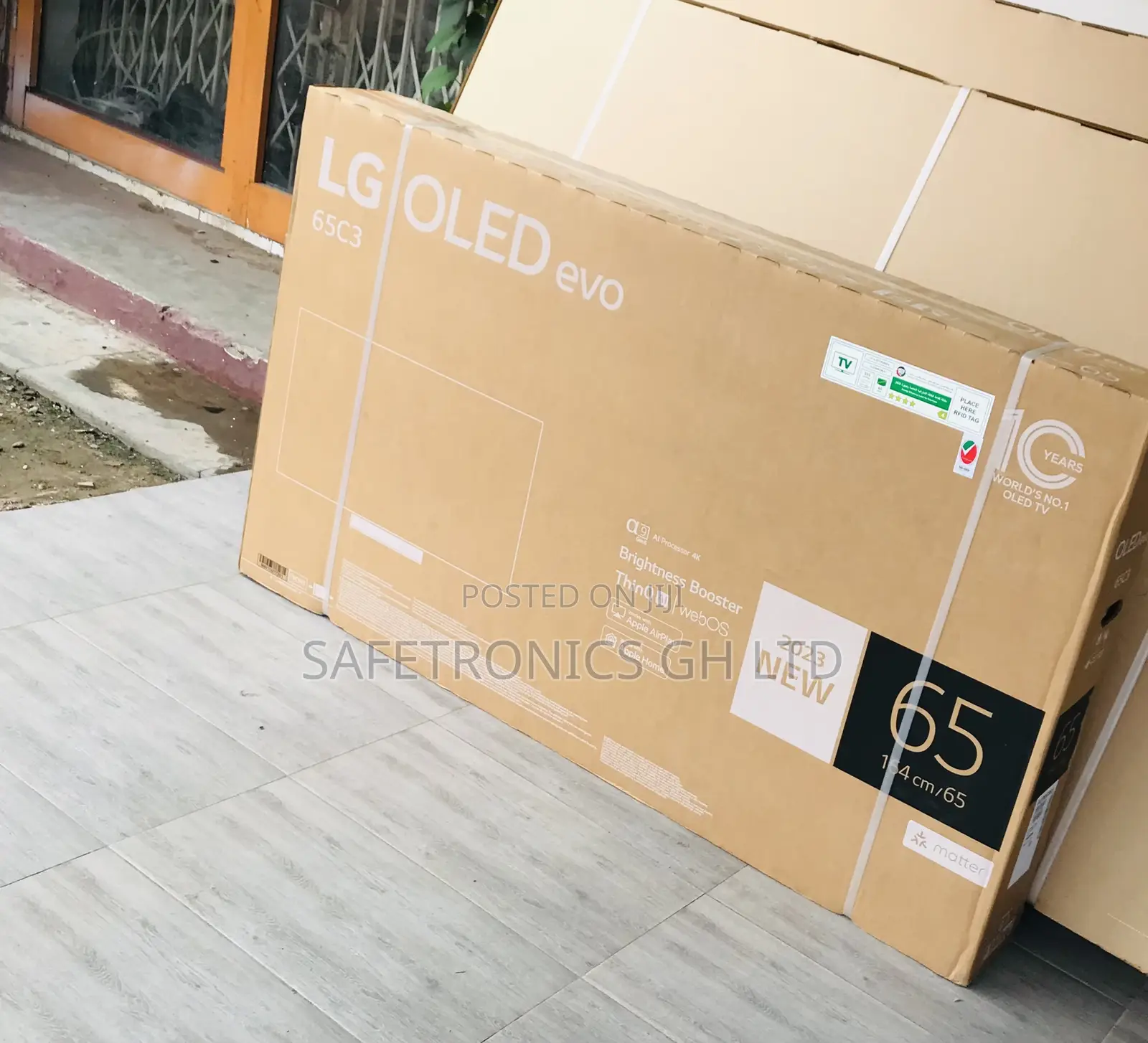 Sealed in Box  UHD 65C3 Inch LG Smart Tv (Black) 