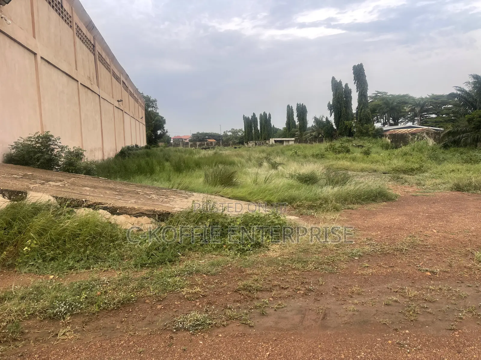 7600 SQM Warehouse at Tema for Rent