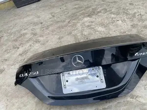 Mercedes Benz CLA 250 Boot