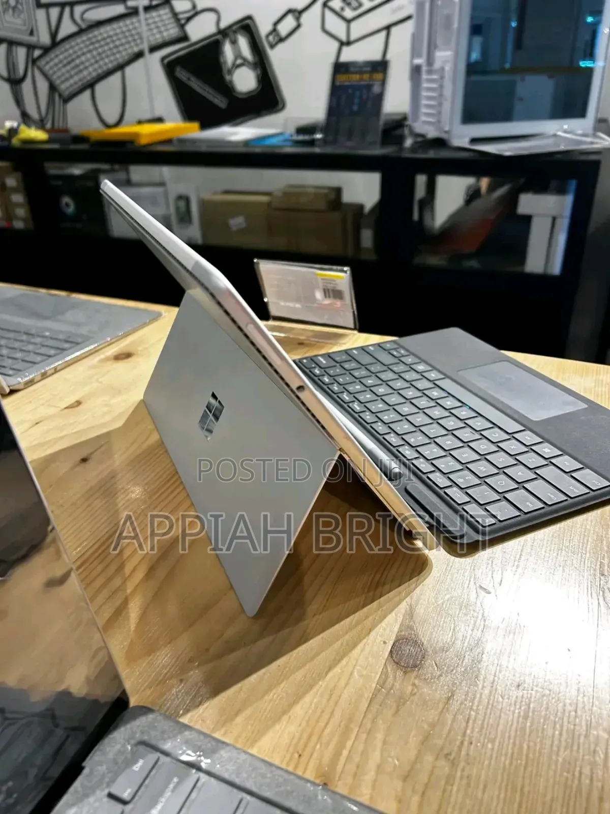 Laptop Microsoft Surface Pro 4GB Intel Core I5 SSD 128GB