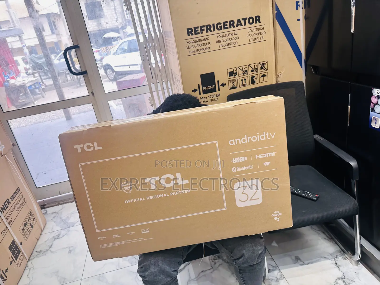 Unique Design Sleek FHD Smart Android TCL 32”S540