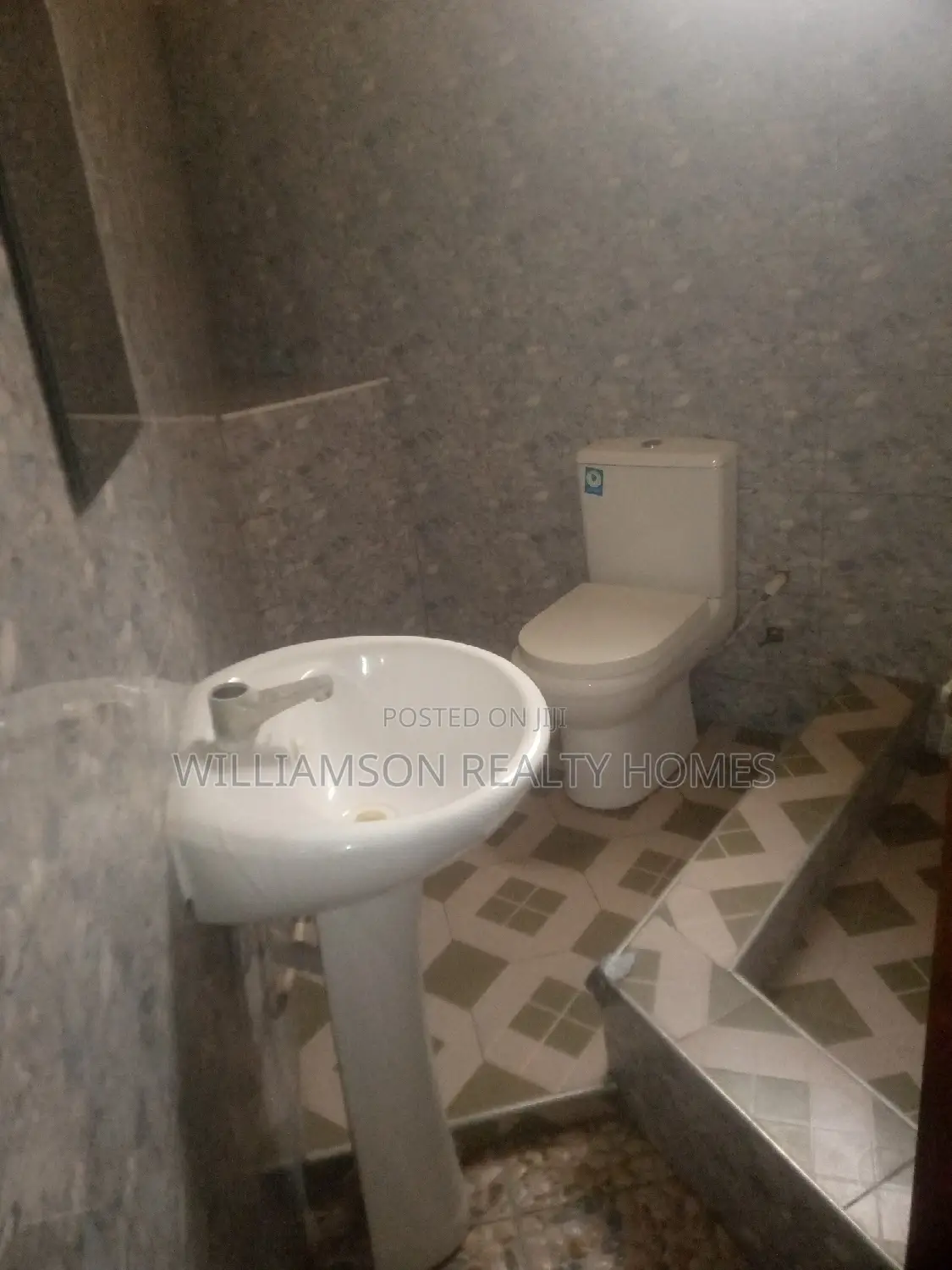 1bdrm Apartment in Hfc Estate Area, Spintex for rent