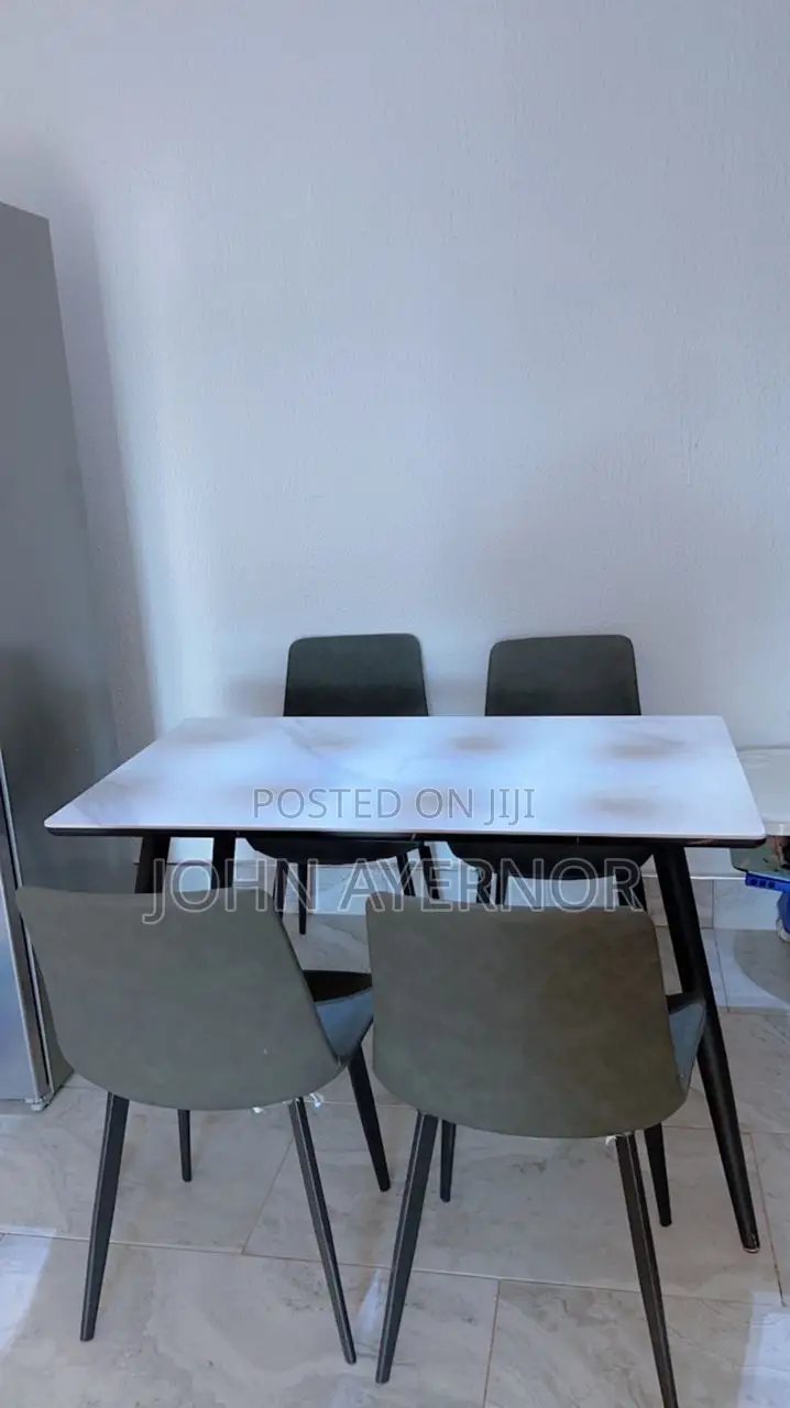 Dining Table With 4 Chairs