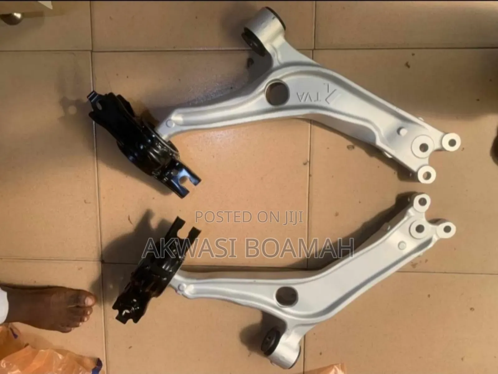 Honda Accord 2018 Lower Arms Pair