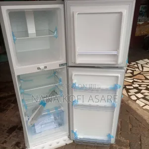 Property 138litres Top Freezer Refrigerator