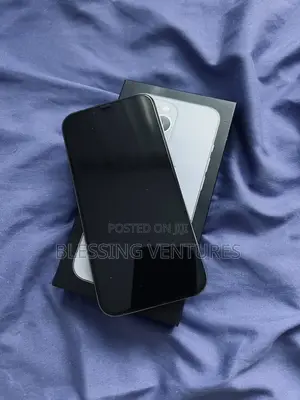 Photo - Apple iPhone 13 Pro Max 256 GB Blue