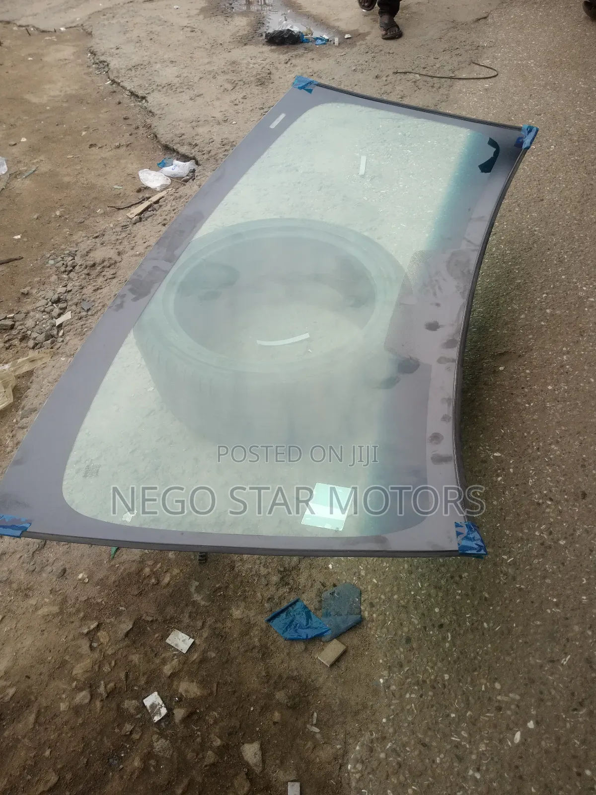 Ford F150 2005 Front Windscreen