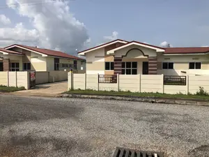 3bdrm Bungalow in Gated Est.Oyibi. for sale