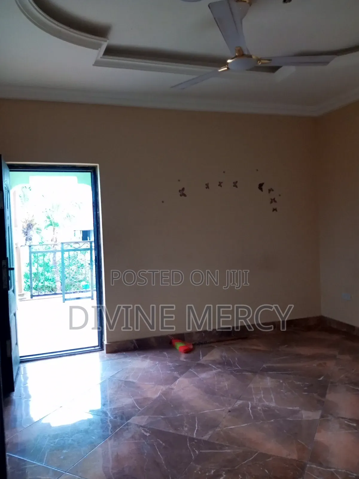 1bdrm Apartment in Adade, Awutu Senya East Municipal for rent