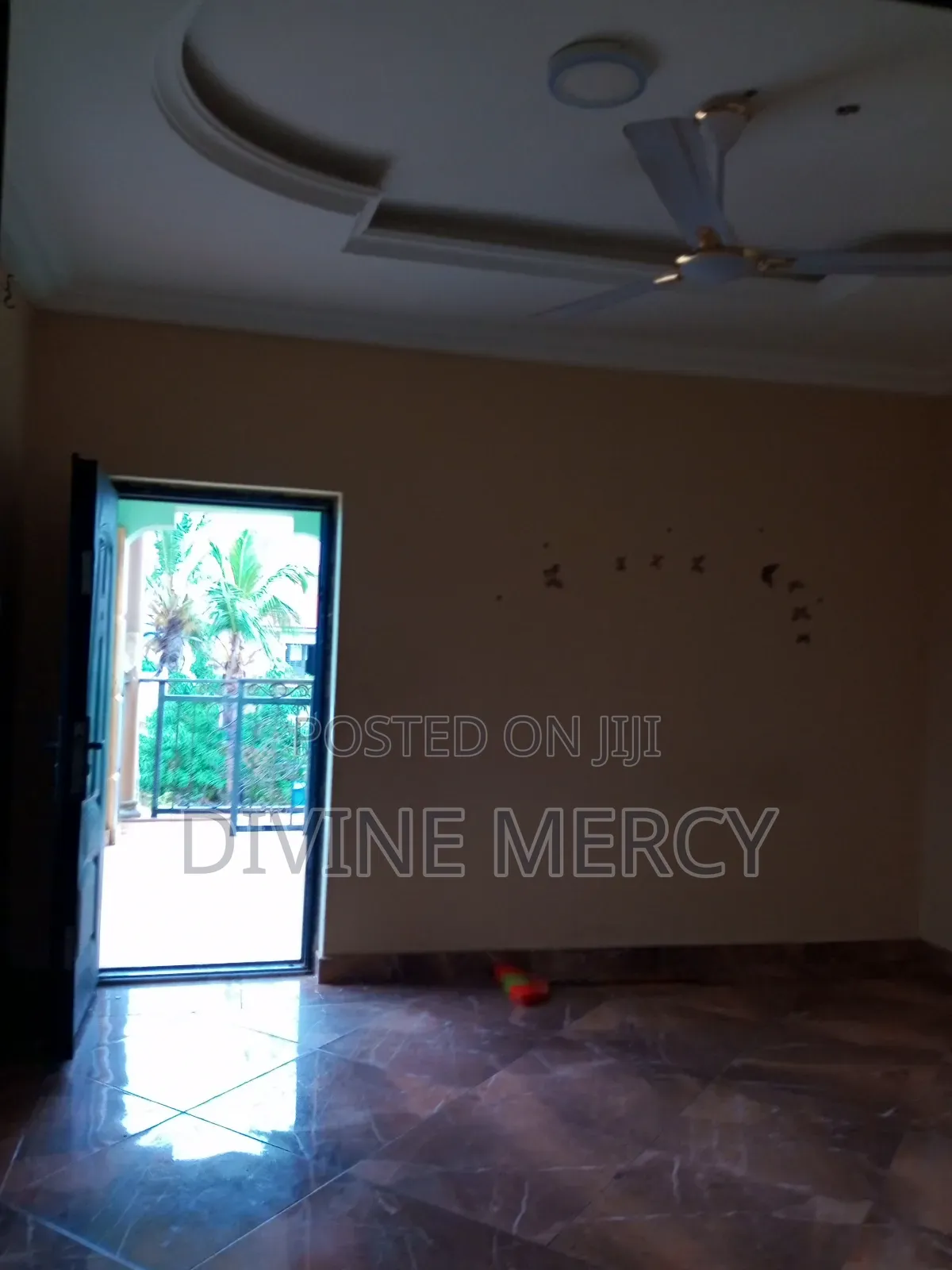 1bdrm Apartment in Adade, Awutu Senya East Municipal for rent
