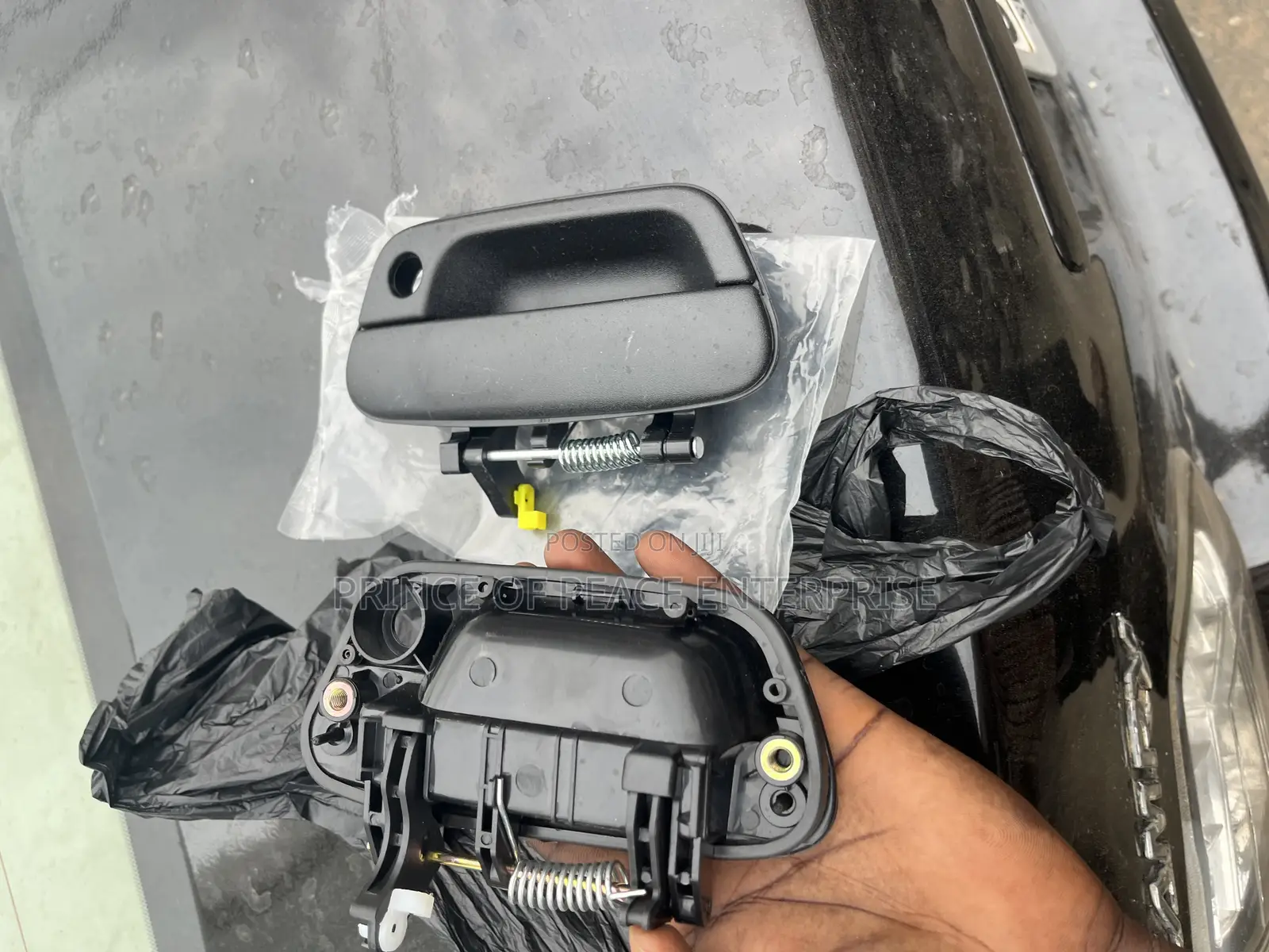 Chevolet Spark Out Side Door Handle ( Front Two )