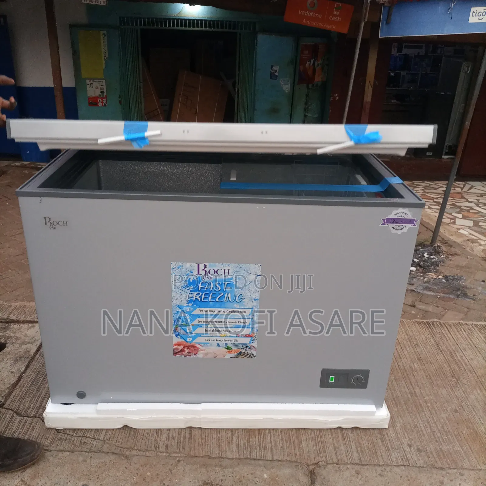 Roch 320litres Chest Freezer