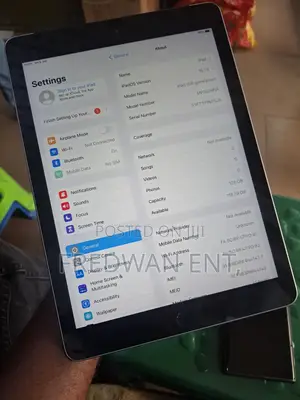 Apple iPad 9.7 128 GB Gray