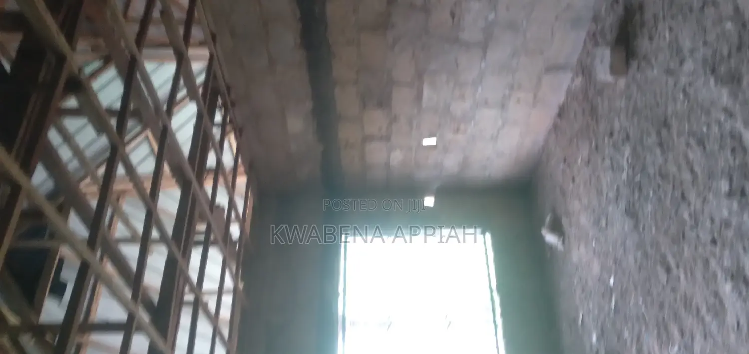 5bdrm House in Mark Estate At, Kumasi Metropolitan for sale