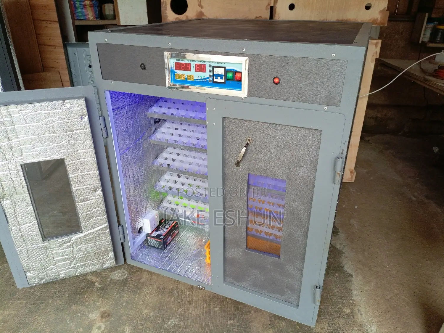 1056 Capacity Automatic Egg Incubator
