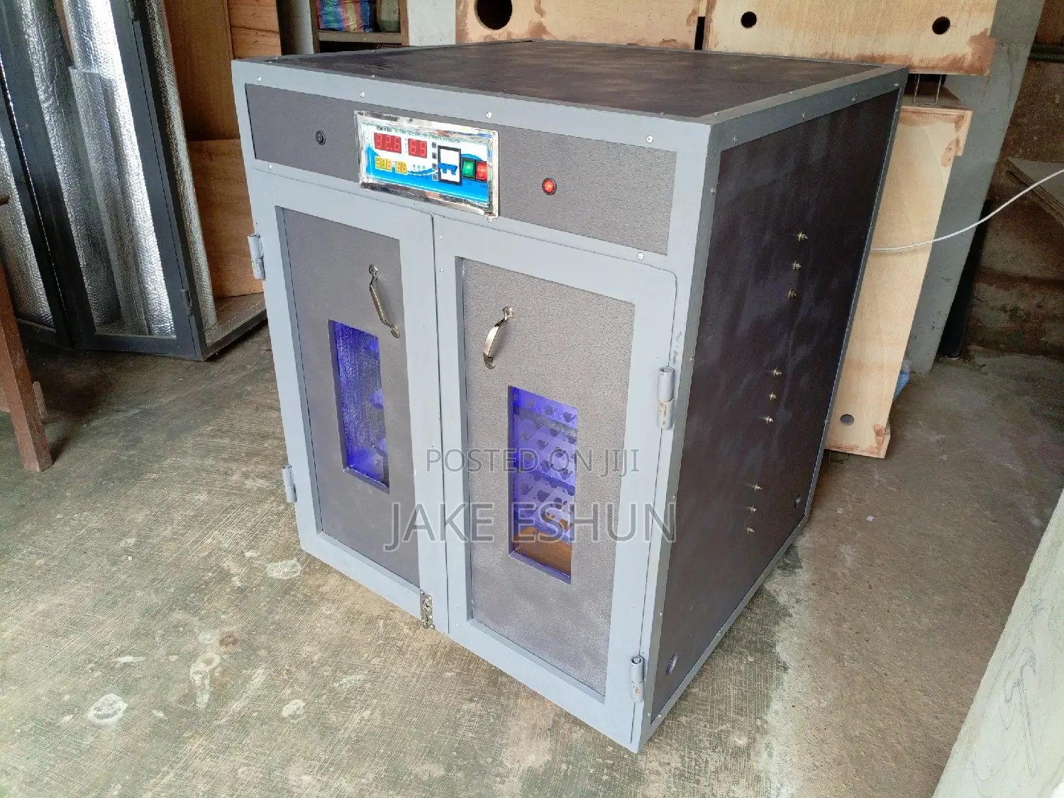1056 Capacity Automatic Egg Incubator