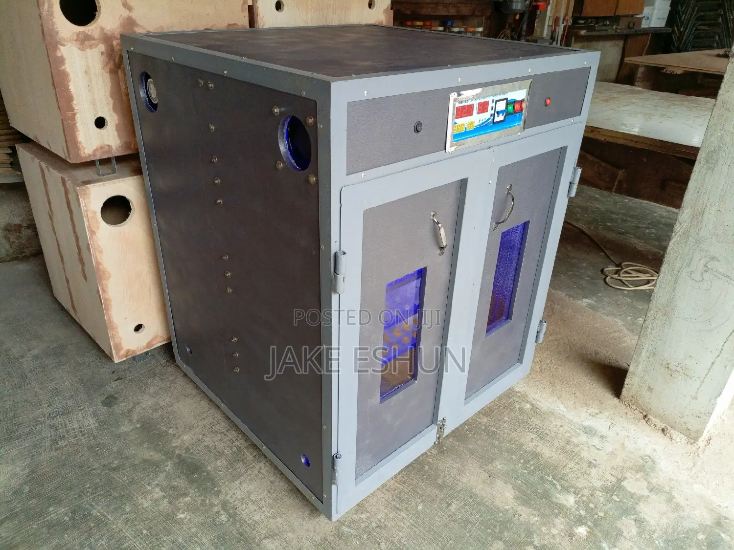 1056 Capacity Automatic Egg Incubator