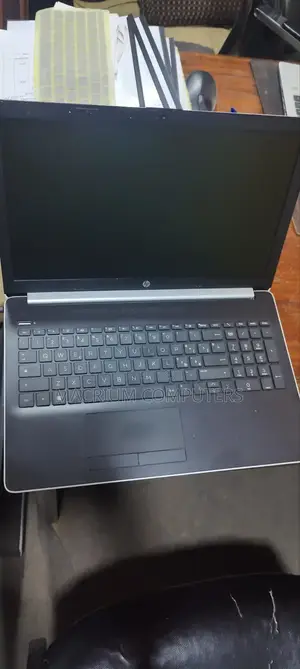 Laptop HP 15-Da2933nia 8GB Intel Core I5 HDD 1T