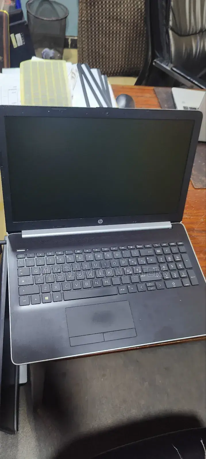 Laptop HP 15-Da2933nia 8GB Intel Core I5 HDD 1T