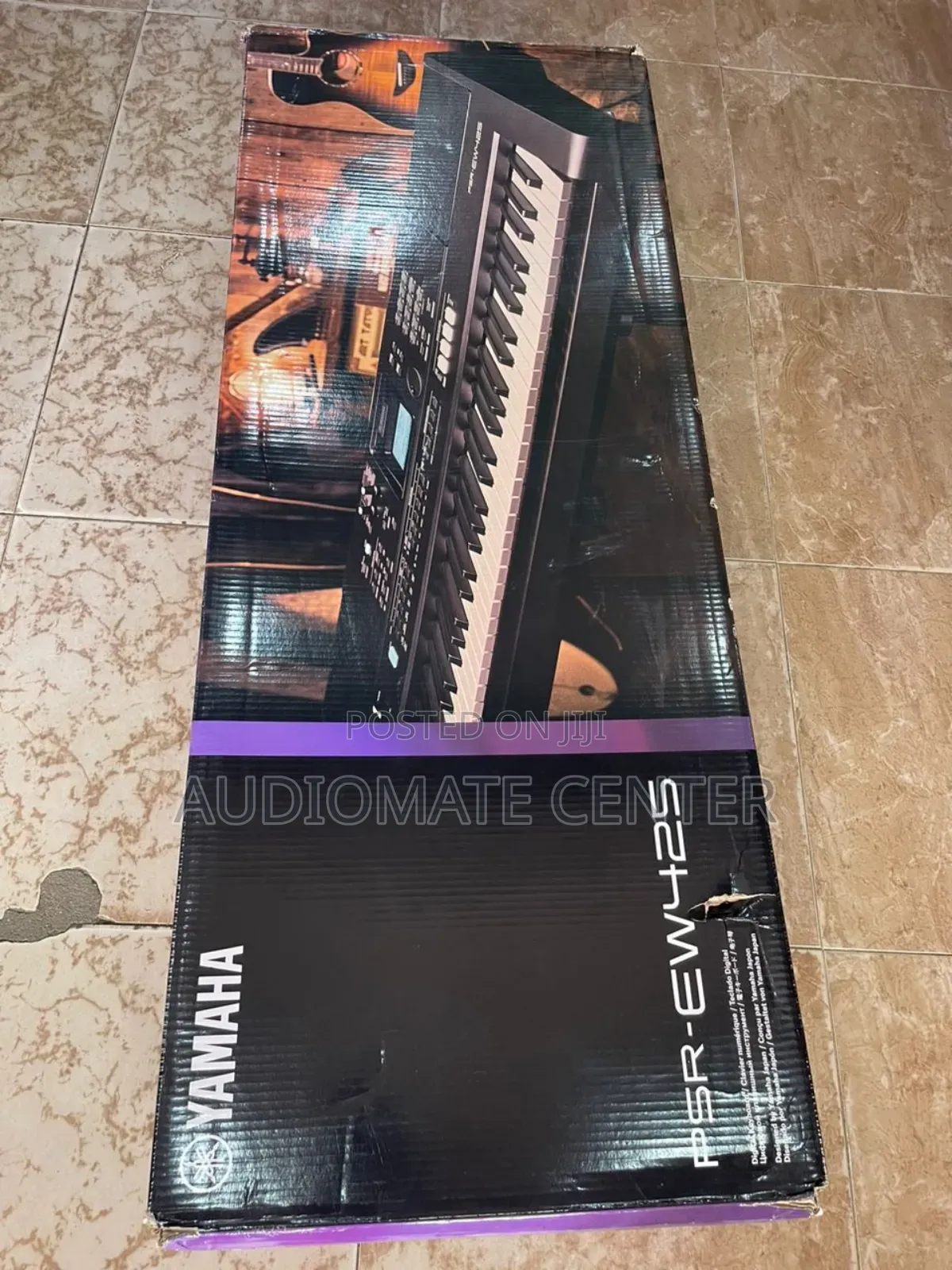 Yamaha EW425 Keyboard