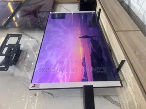 Sleek Slim Samsung 85”Cu7172 UHD Smart