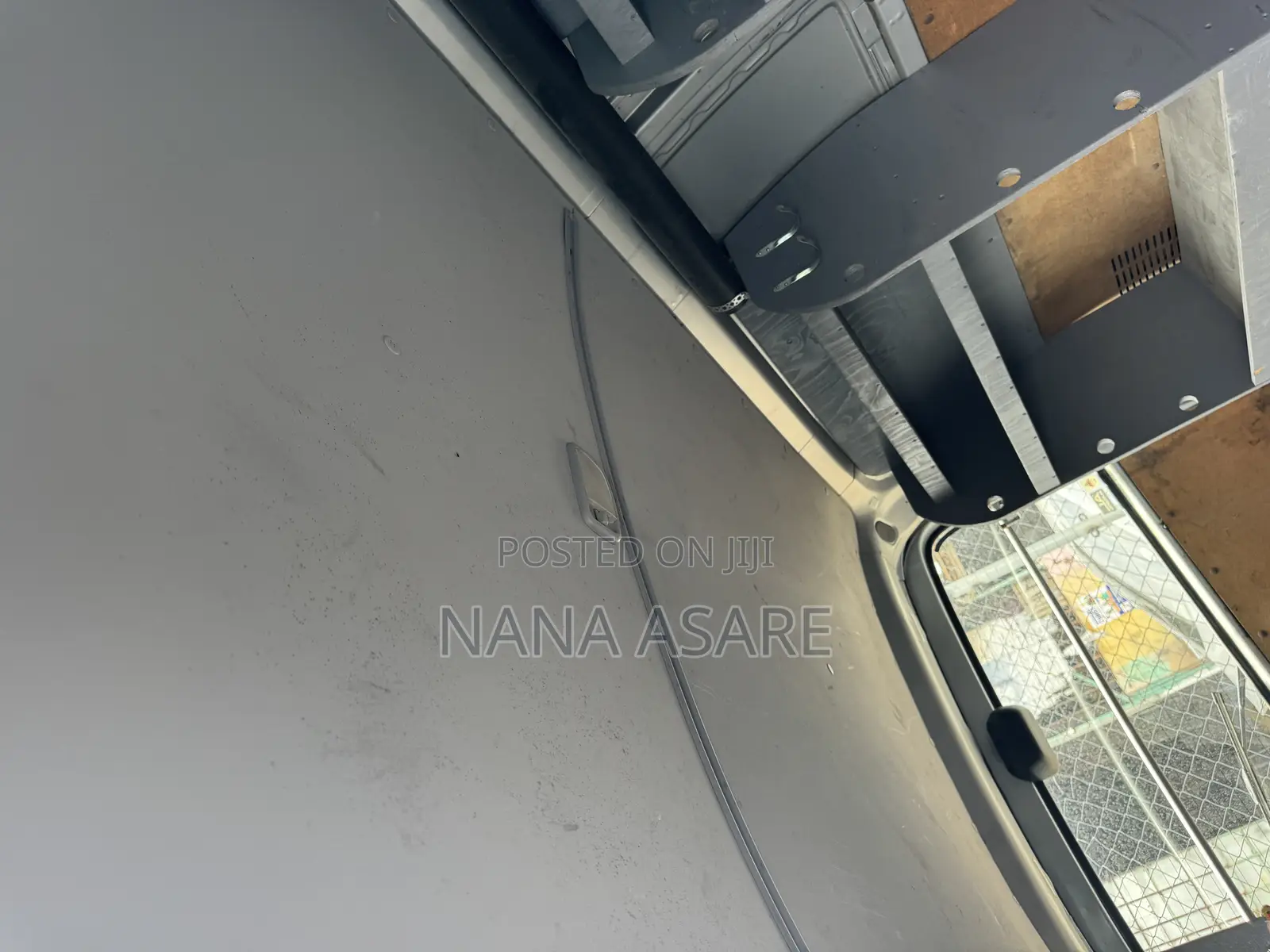 Toyota HiAce 2006 Silver
