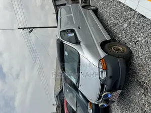 Toyota HiAce 2006 Silver