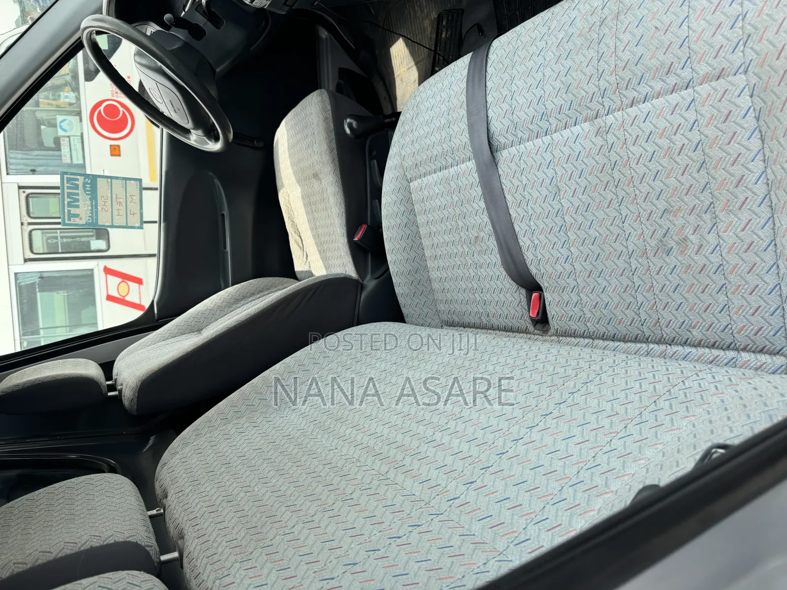 Toyota HiAce 2006 Silver
