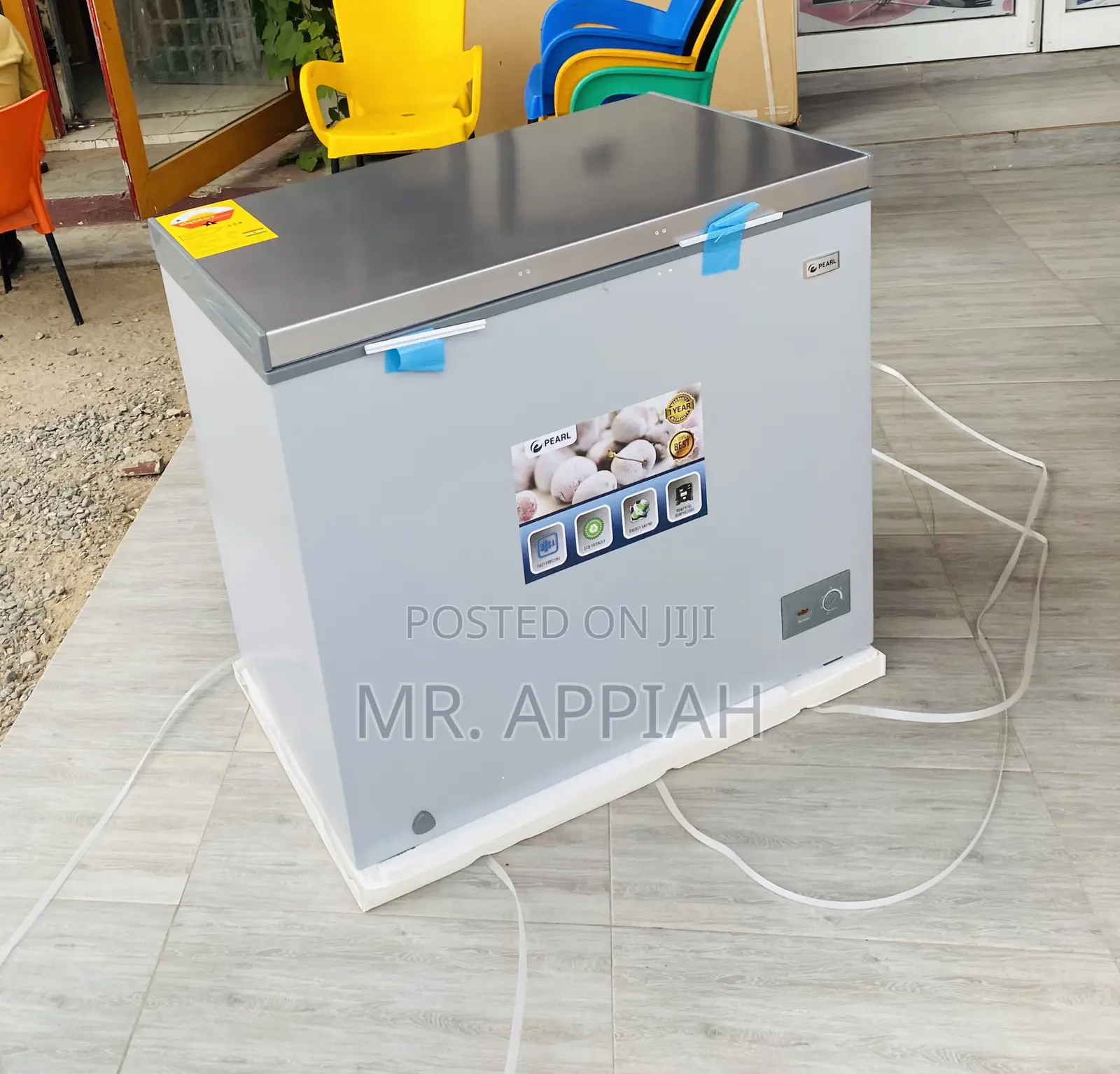 Latest and Affordable Pearl PCF-240 200L Electric Freezer.