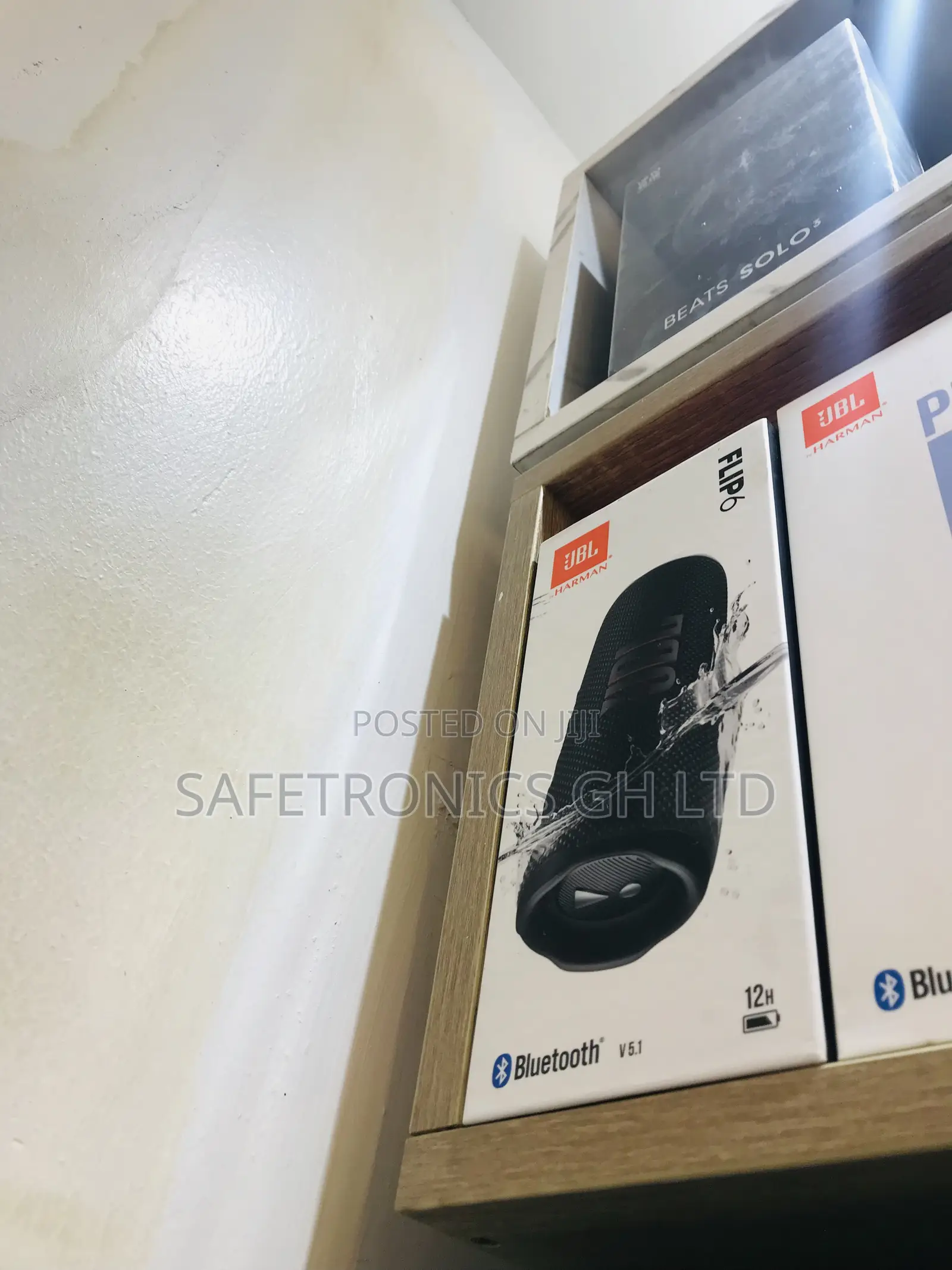 Flip 6 Bluetooth Wireless JBL Essential Speaker 