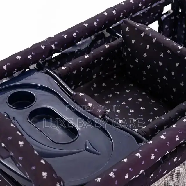 Baby’S Crib With Net and Feeding Seat