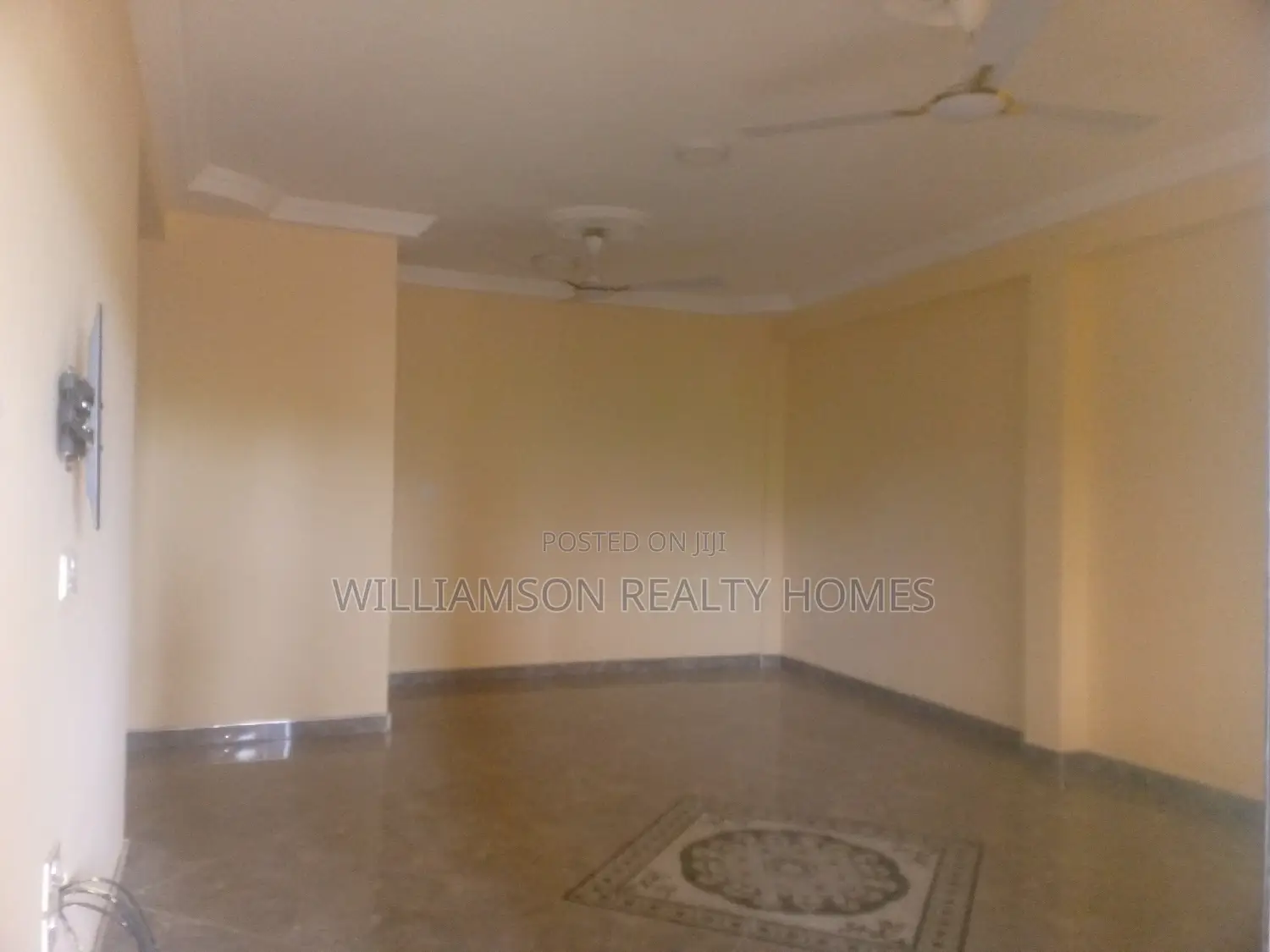 2bdrm Apartment in Community 20 Estate, Spintex for rent