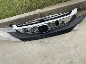 Honda Civic 2016,2017,2018 Front Grill/Shells