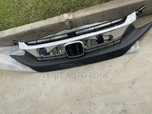 Honda Civic 2016,2017,2018 Front Grill/Shells