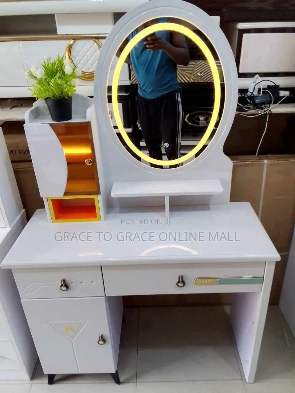 Dressing Mirror Set