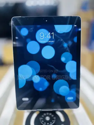 Apple iPad 9.7 32 GB Gray