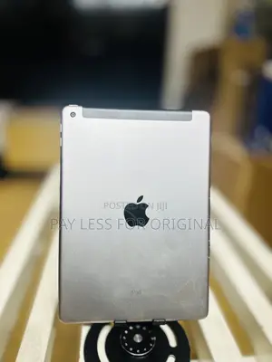 Apple iPad 9.7 32 GB Gray