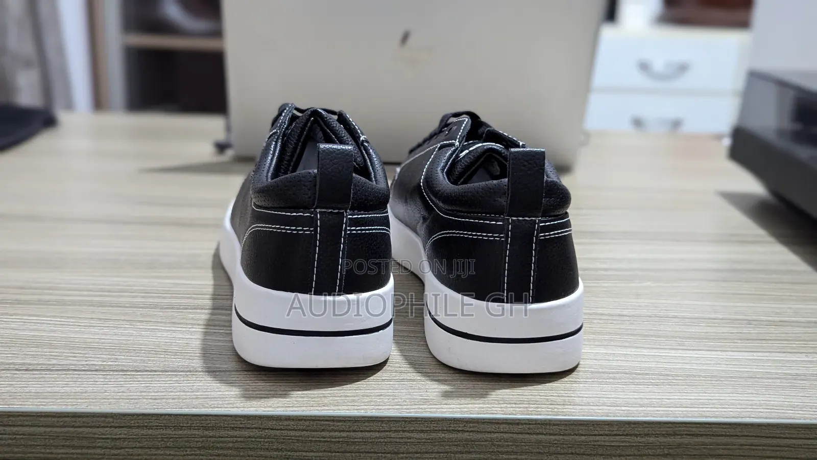 Premium Leather Men's Sneakers